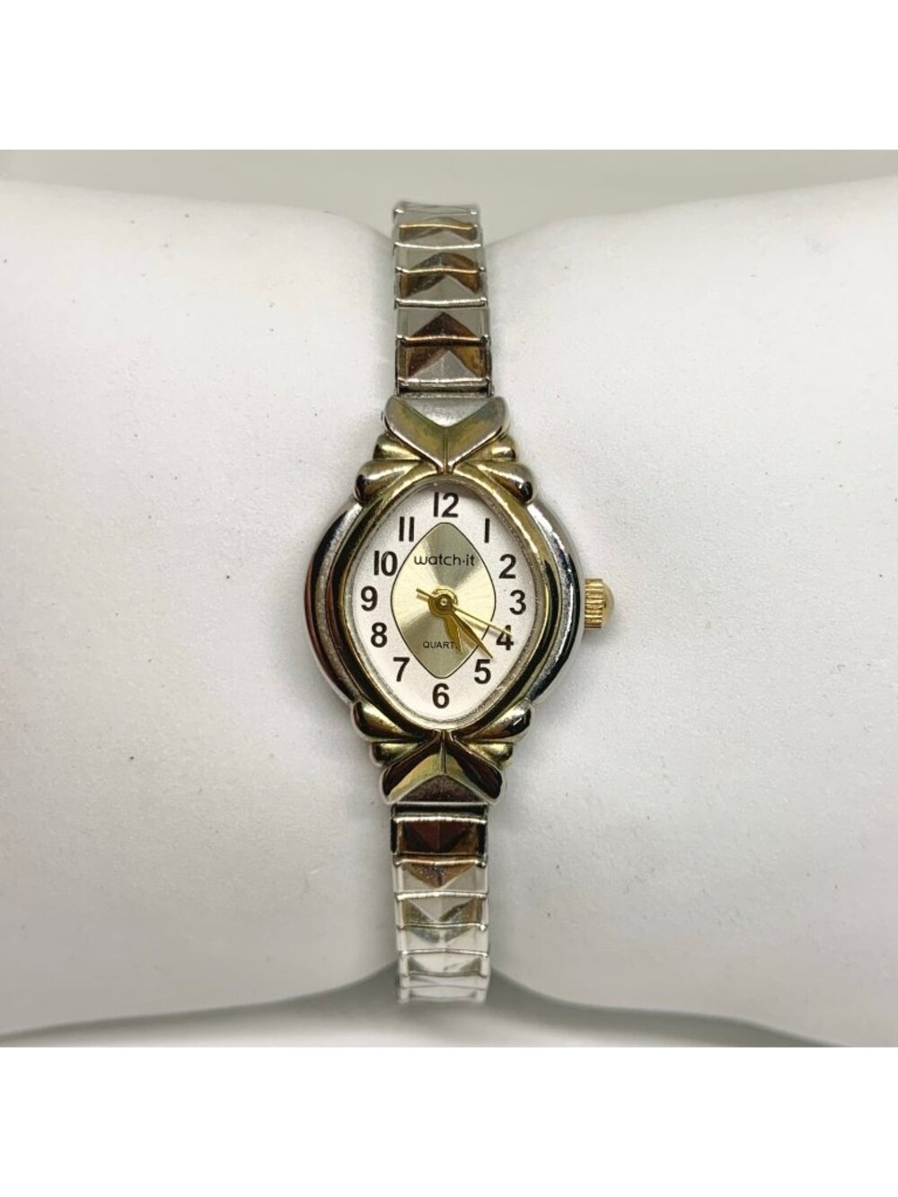 Vintage watch-it women watch silver gold tone 20mm quartz analog 6.5” running